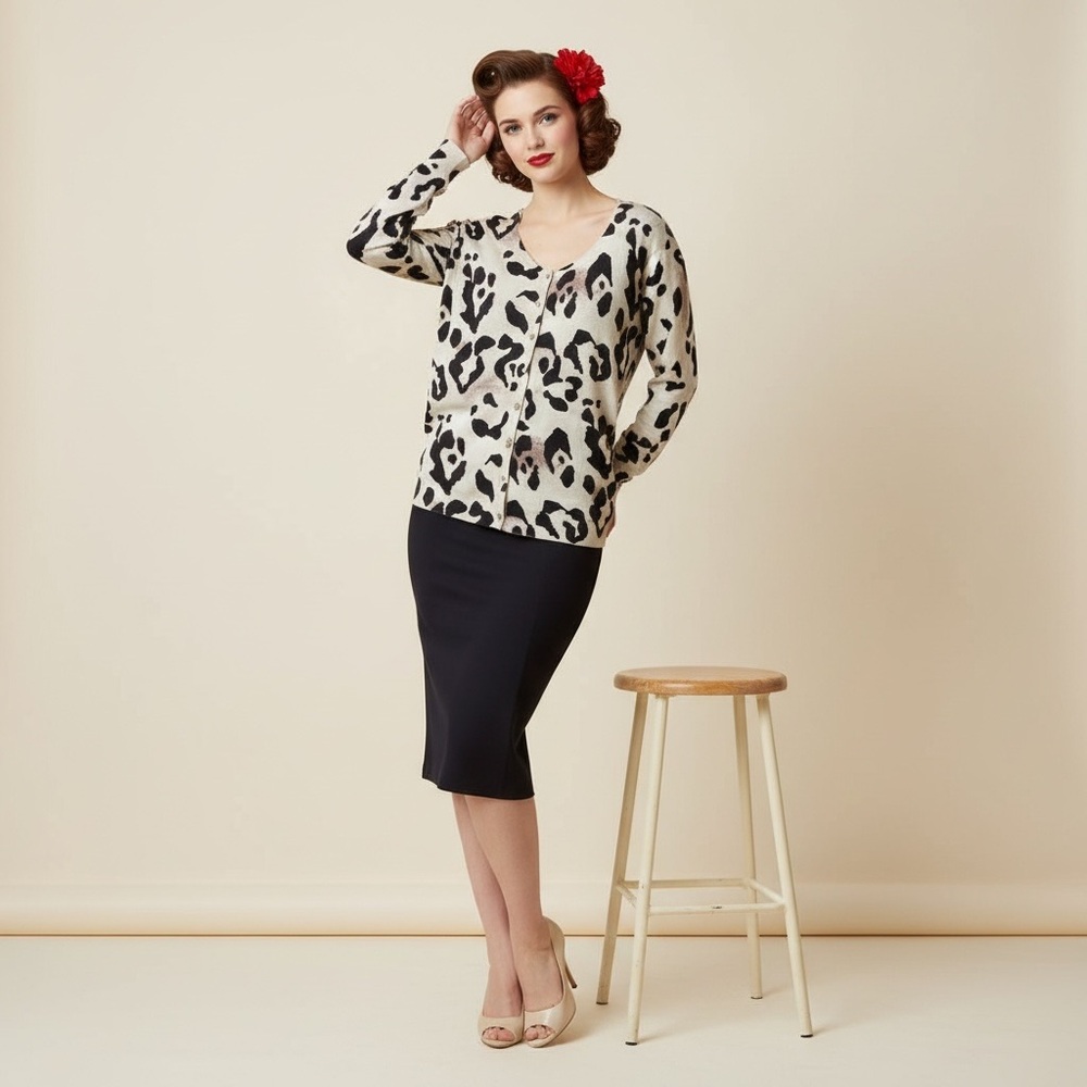 Ann Taylor Black & Cream Patterned Cardigan Sweater Leopard Animal Print Lg